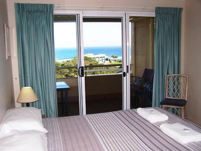 1-5 Samarinda Drive, Point Lookout QLD 4183