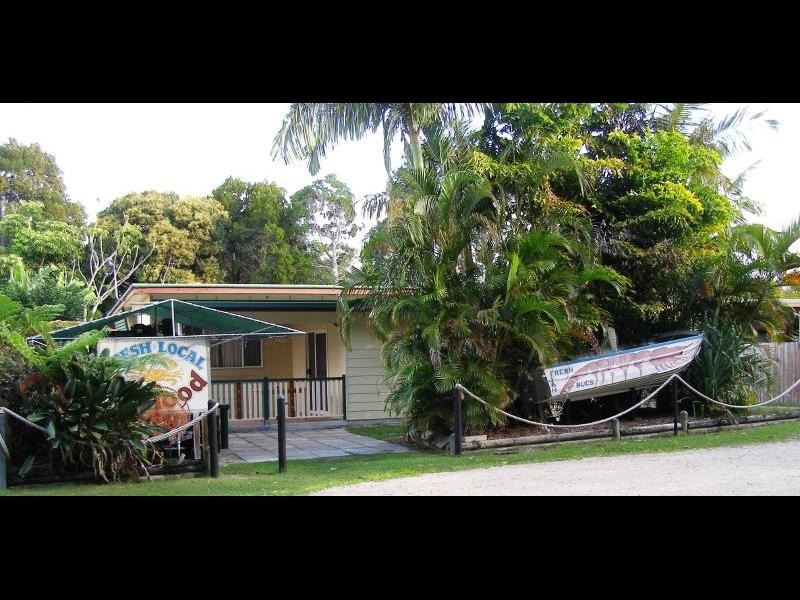 26 Sovereign Rd, Amity Point QLD 4183