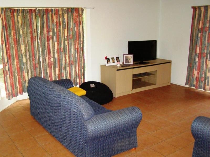 26 Sovereign Rd, Amity Point QLD 4183