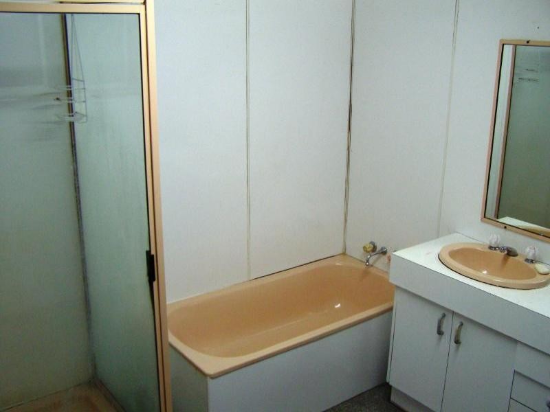 26 Sovereign Rd, Amity Point QLD 4183