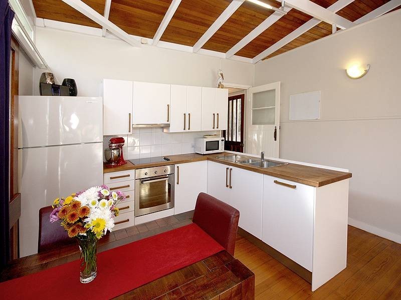 17 Flinders Ave, Dunwich QLD 4183