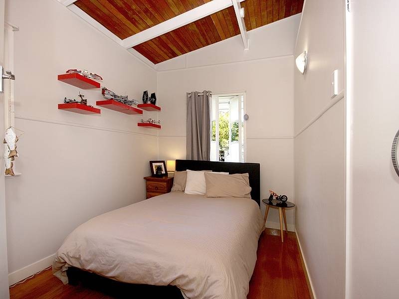 17 Flinders Ave, Dunwich QLD 4183