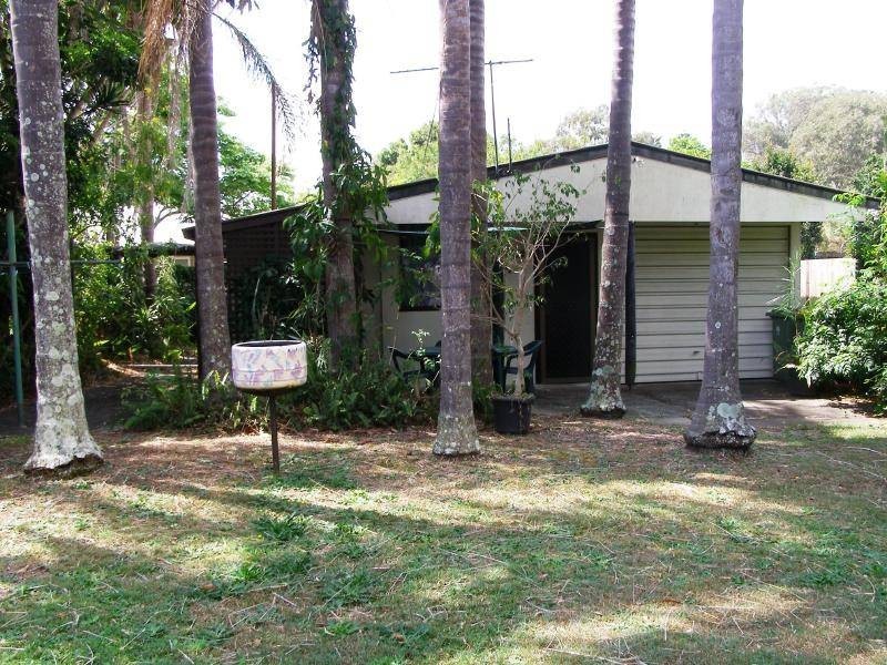 12 Petrie St, Dunwich QLD 4183