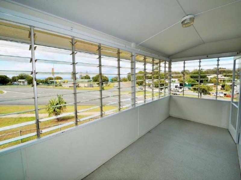2 Bingle Rd, Dunwich QLD 4183