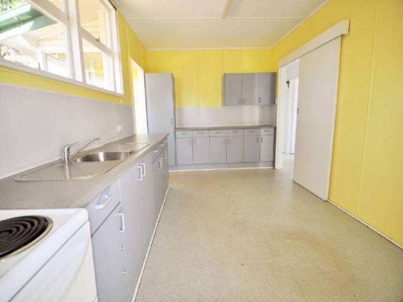2 Bingle Rd, Dunwich QLD 4183