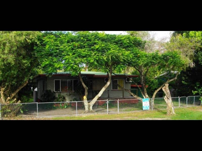 10 Fraser, Dunwich QLD 4183
