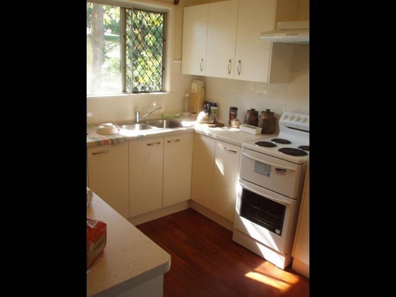 10 Fraser, Dunwich QLD 4183