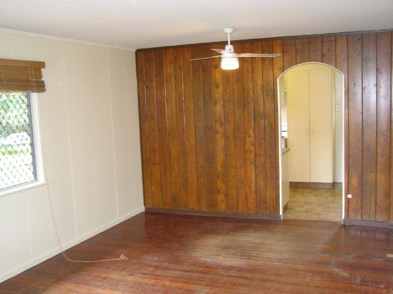 10 Fraser, Dunwich QLD 4183