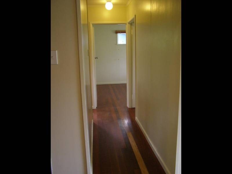 10 Fraser, Dunwich QLD 4183