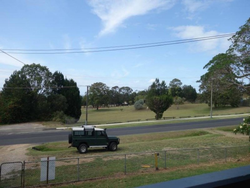 19 Mallon, Dunwich QLD 4183