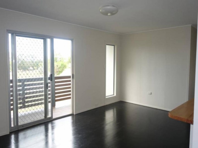 19 Mallon, Dunwich QLD 4183