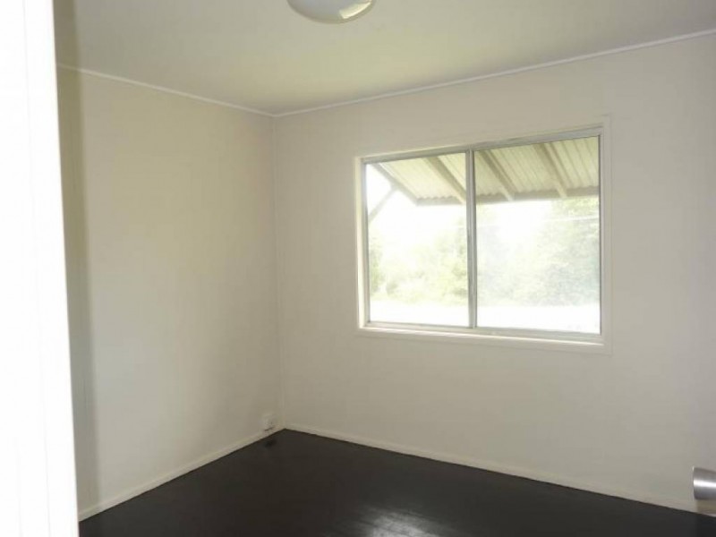 19 Mallon, Dunwich QLD 4183