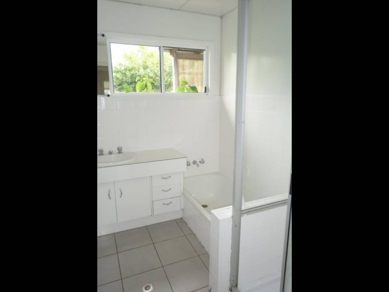 19 Mallon, Dunwich QLD 4183