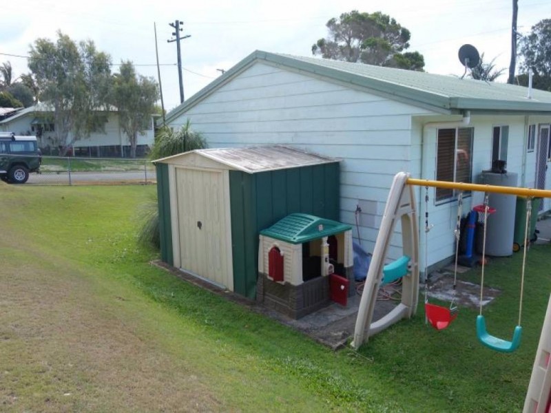 28 FINNEGAN, Dunwich QLD 4183