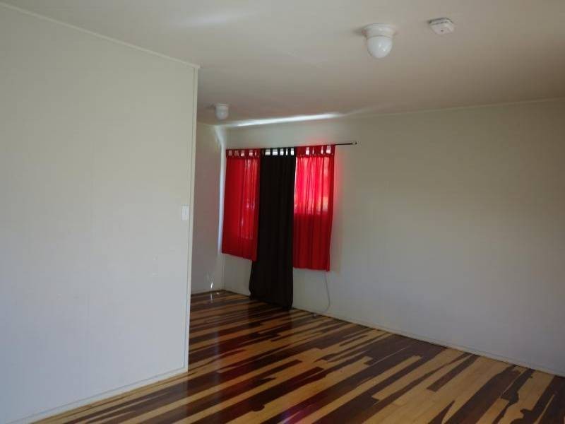 24 Mitchell Crescent, Dunwich QLD 4183