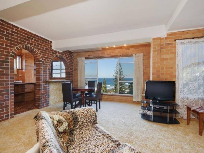 22 DENT CRESCENT, Port Macquarie NSW 2444