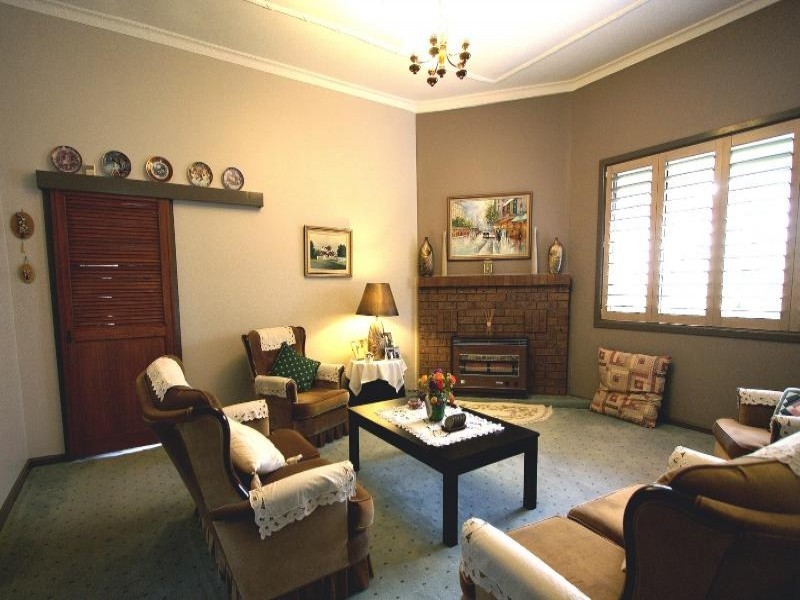 5 Ursula Street, Cootamundra NSW 2590