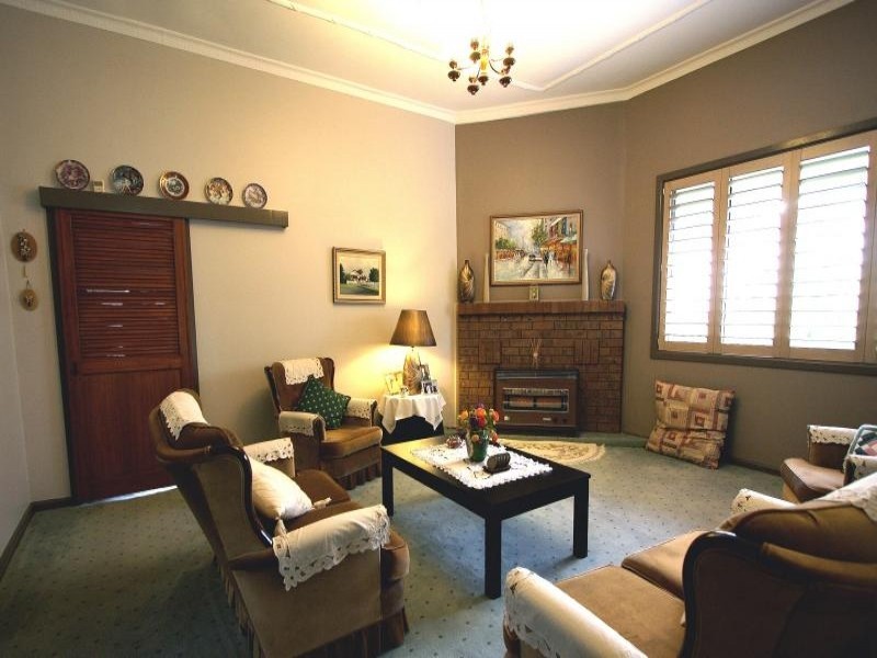 5 Ursula Street, Cootamundra NSW 2590