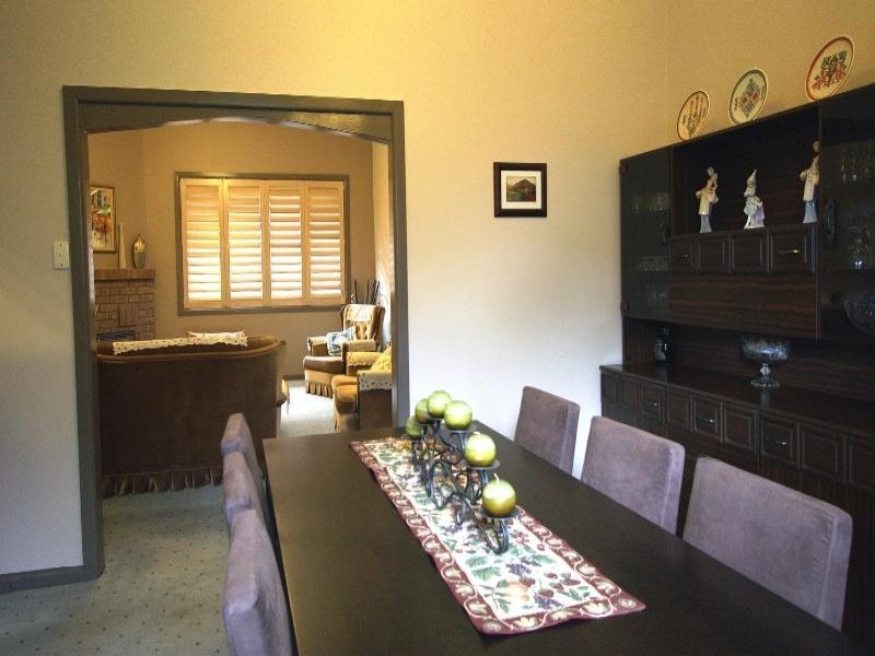 5 Ursula Street, Cootamundra NSW 2590