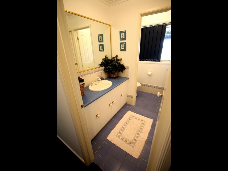 23 Dillon Avenue, Cootamundra NSW 2590