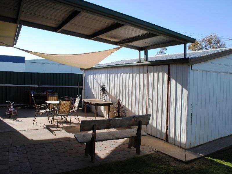 186 Sutton Street, Cootamundra NSW 2590