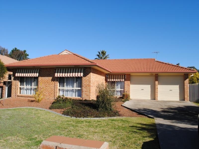 24 Crowe Place, Cootamundra NSW 2590