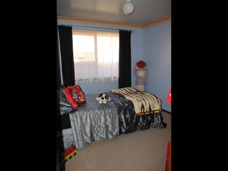 24 Crowe Place, Cootamundra NSW 2590