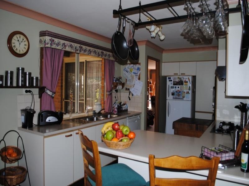 24 Crowe Place, Cootamundra NSW 2590