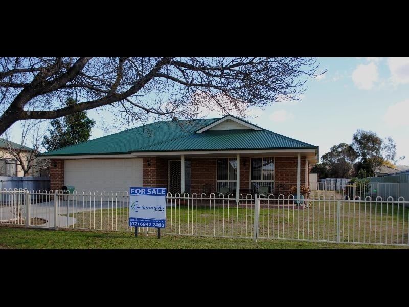 189 Hovell Street, Cootamundra NSW 2590