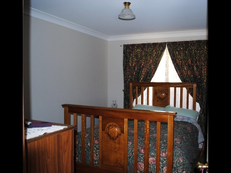 189 Hovell Street, Cootamundra NSW 2590