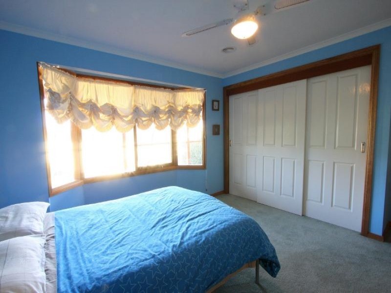 1 Bridge Street, Muttama NSW 2722