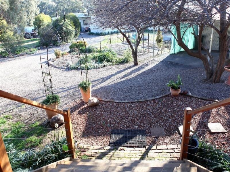 1 Bridge Street, Muttama NSW 2722