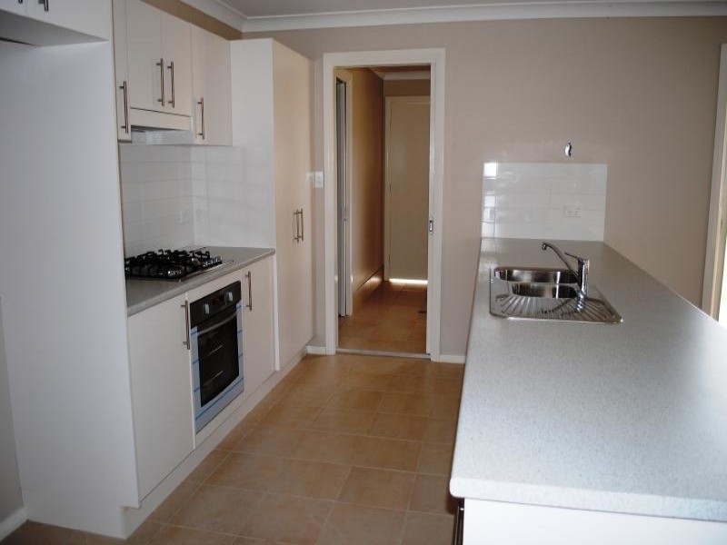 1/105 Thompson Street, Cootamundra NSW 2590