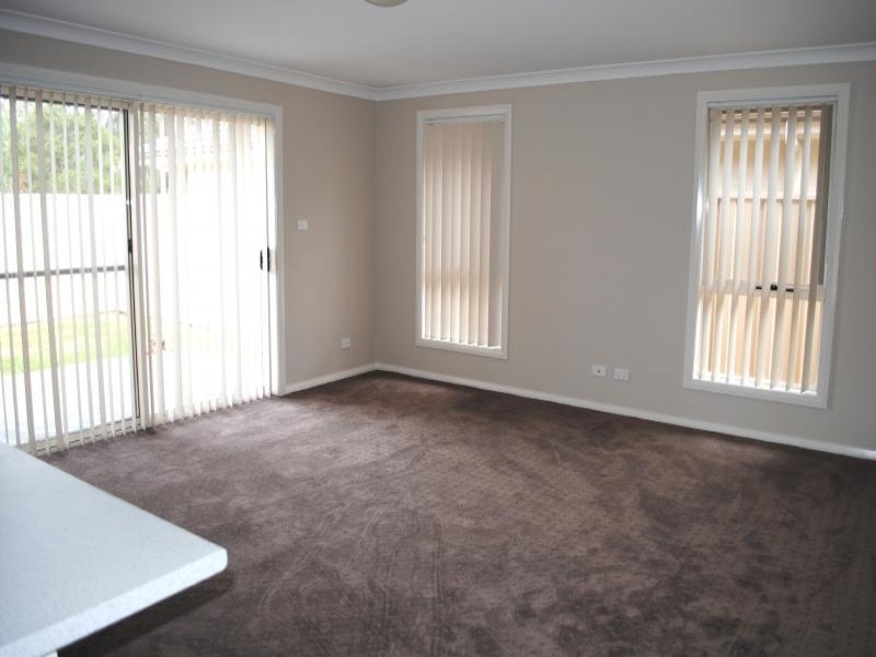 1/105 Thompson Street, Cootamundra NSW 2590