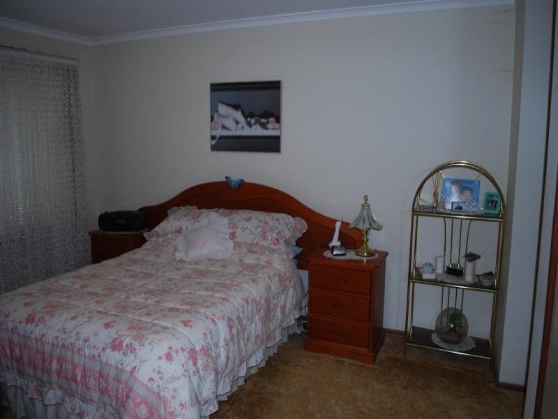 60 Cowcumbla Steet, Cootamundra NSW 2590