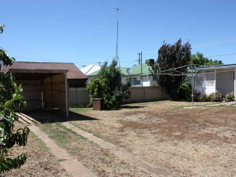 71 Hurley Street, Cootamundra NSW 2590