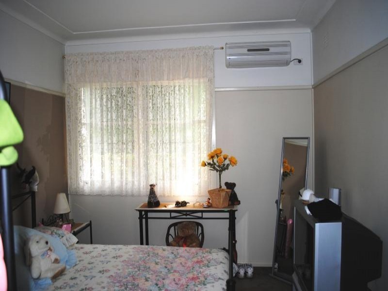 194 Thompson Street, Cootamundra NSW 2590