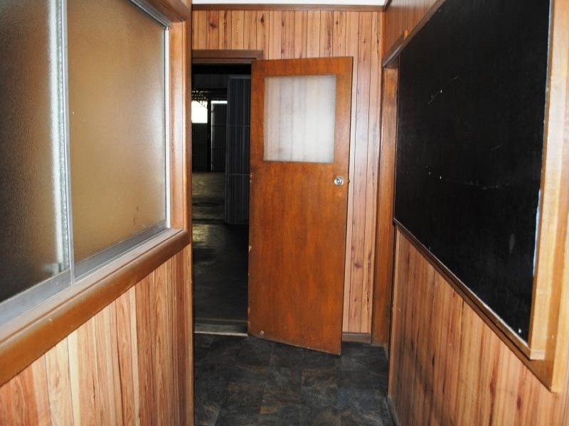 182 Sutton Street, Cootamundra NSW 2590