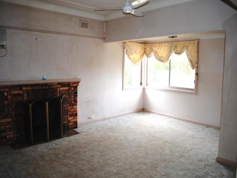 125 Thompson Street, Cootamundra NSW 2590