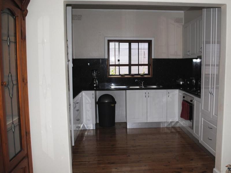 114 Sutton Street, Cootamundra NSW 2590