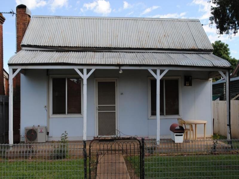 85 Berthong Street, Cootamundra NSW 2590