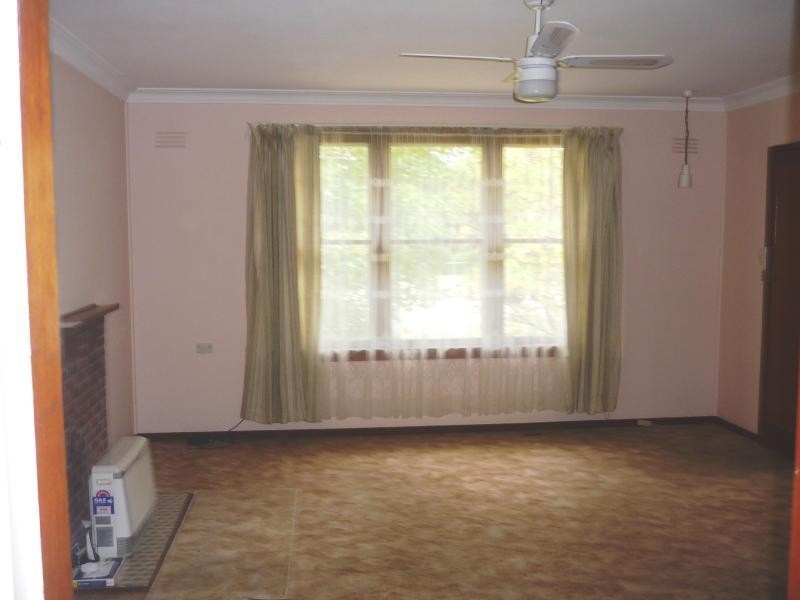 203 Thomson Street, Cootamundra NSW 2590
