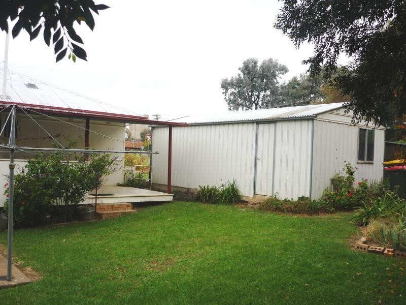 203 Thomson Street, Cootamundra NSW 2590