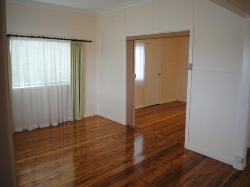 16 Cowcumbla Street, Cootamundra NSW 2590