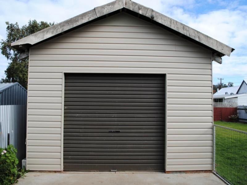 16 Cowcumbla Street, Cootamundra NSW 2590