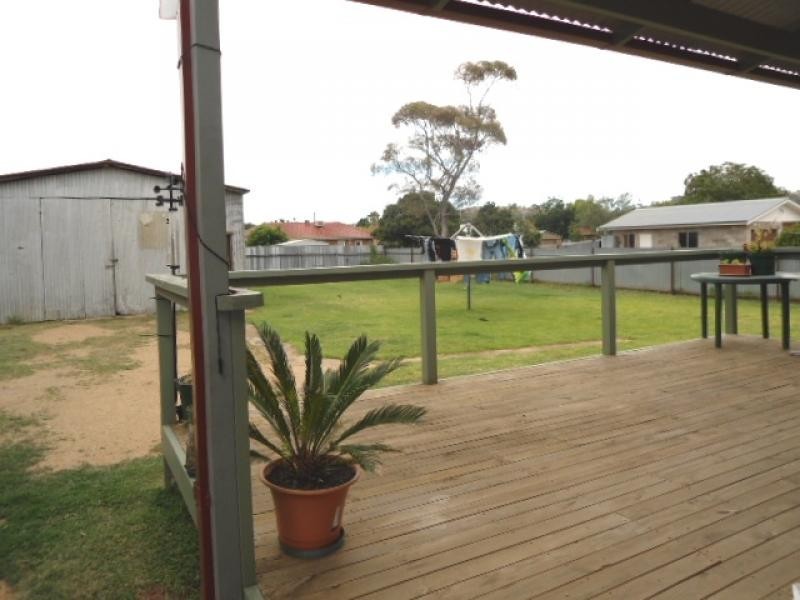 140 Temora Street, Cootamundra NSW 2590
