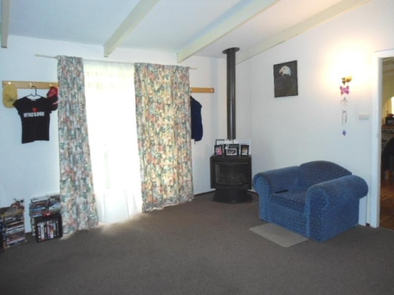 140 Temora Street, Cootamundra NSW 2590