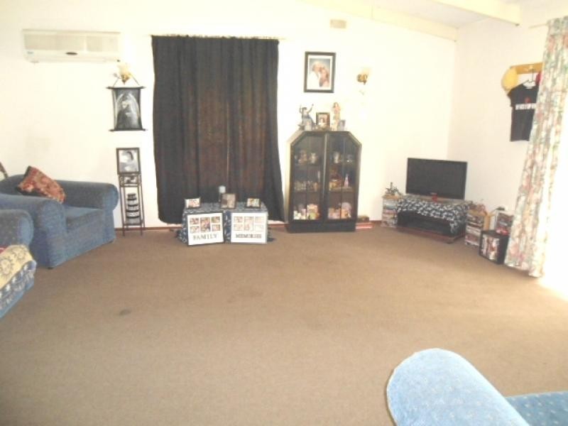 140 Temora Street, Cootamundra NSW 2590