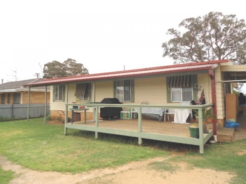 140 Temora Street, Cootamundra NSW 2590