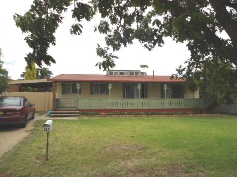 140 Temora Street, Cootamundra NSW 2590